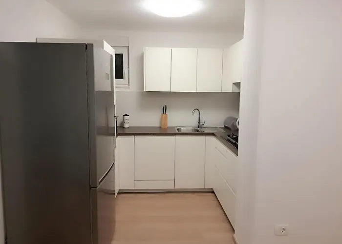 Luana Apartamento *
